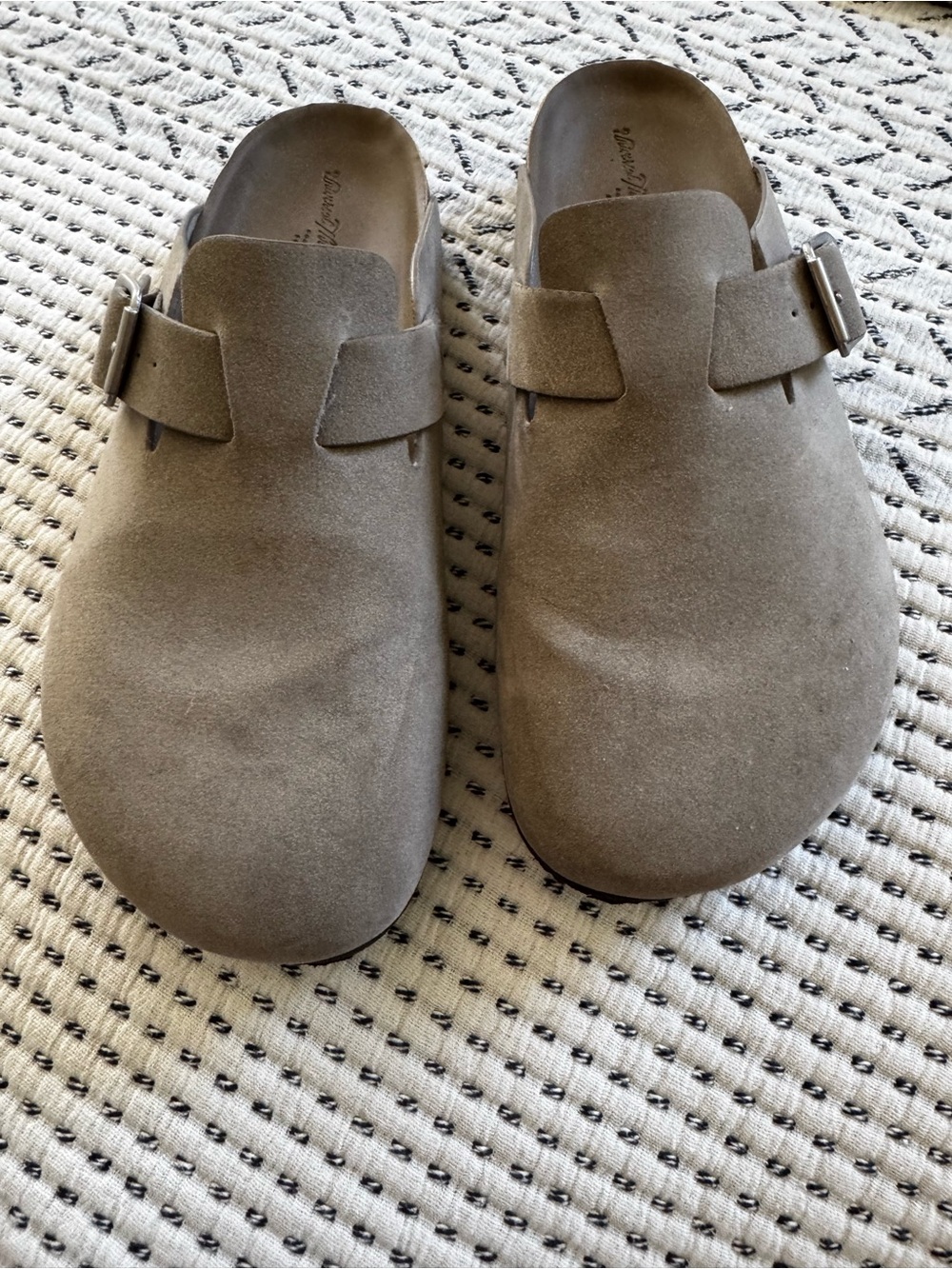 Universal Thread Suede Slip-On Clogs in Taupe